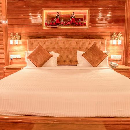 Hotel Heritage Mnr à Port Blair Extérieur photo